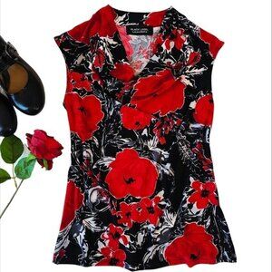 Black Label Evan Picone Women's Sleeveless Blouse Size Small Red Black Roses Top